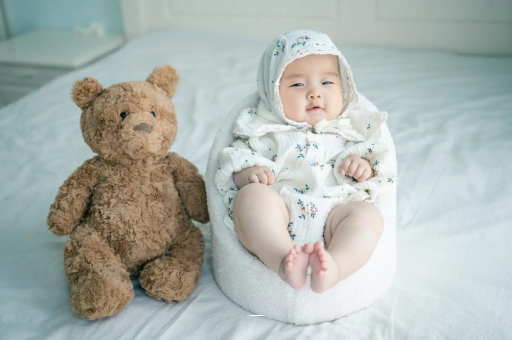 舞钢宝宝吃不饱母乳的症状